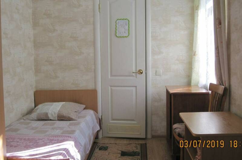 Трехместный номер -в отдельном домике