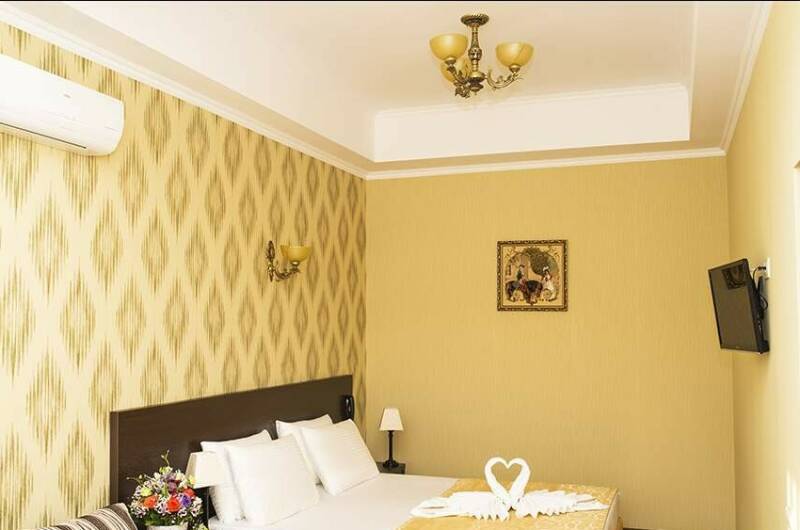 Люкс (2-х комнатный, 3-х местный) с балконом