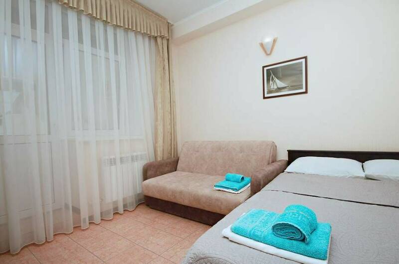 Номер «Полулюкс» 4-х местный