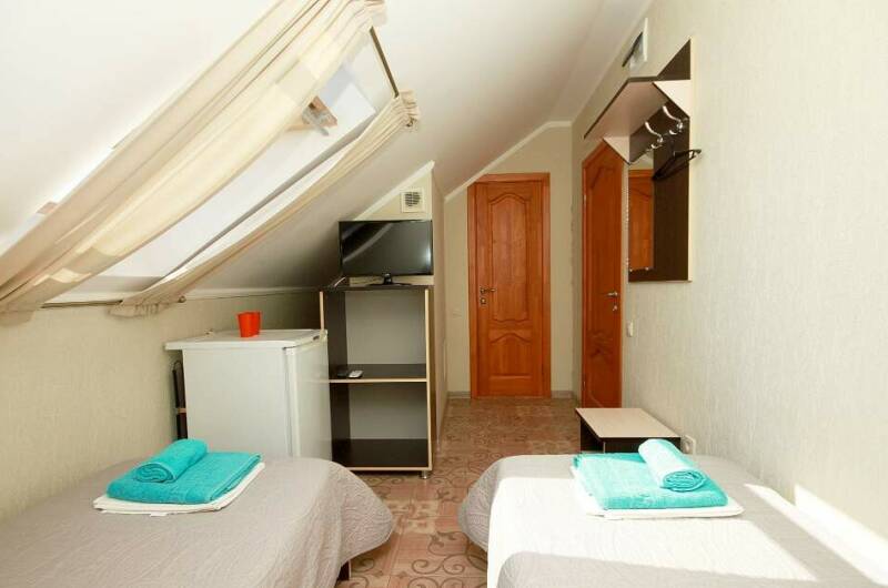 Номер «Стандарт» 2-х местный (в мансарде)