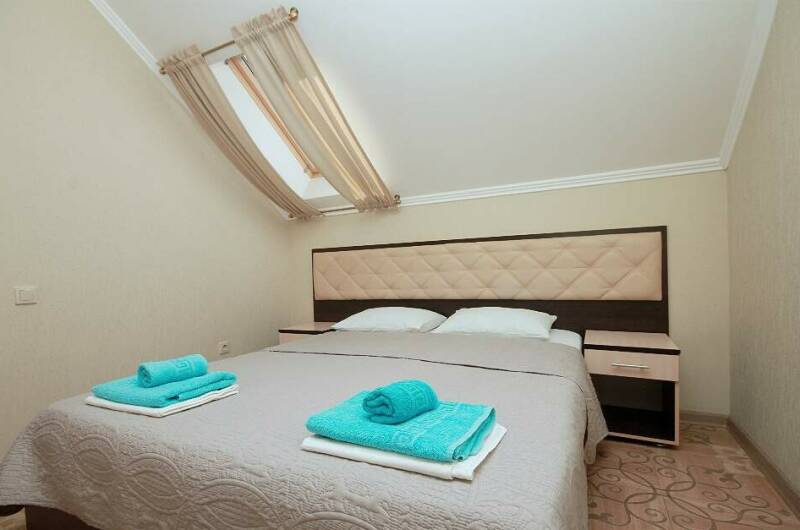 Номер «Стандарт» 2-х комн. 4-х мест. (в мансарде)