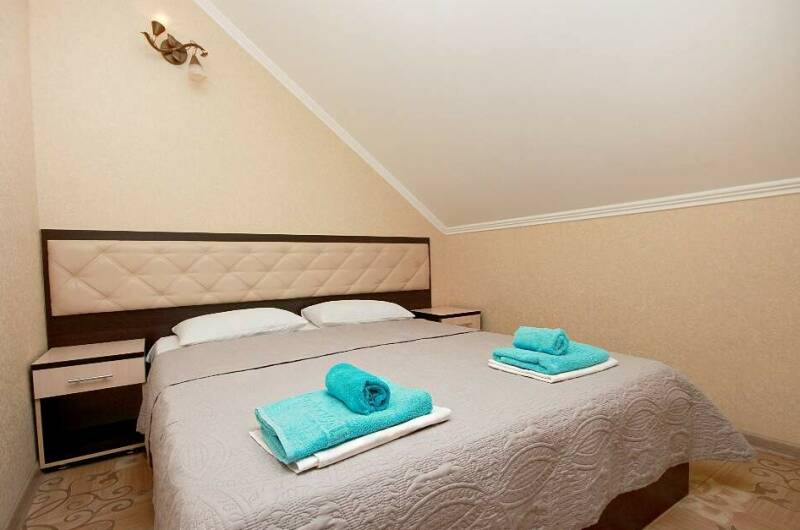 Номер «Стандарт» 2-х комн. 4-х мест. (в мансарде)