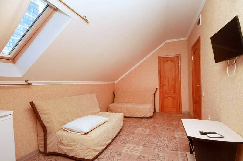 Номер «Стандарт» 2-х комн. 4-х мест. (в мансарде)