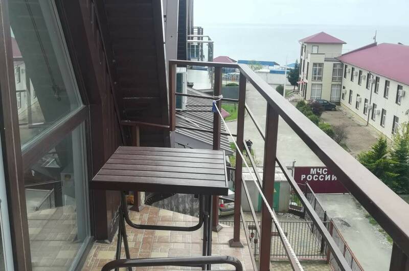 Мансарда с балконом