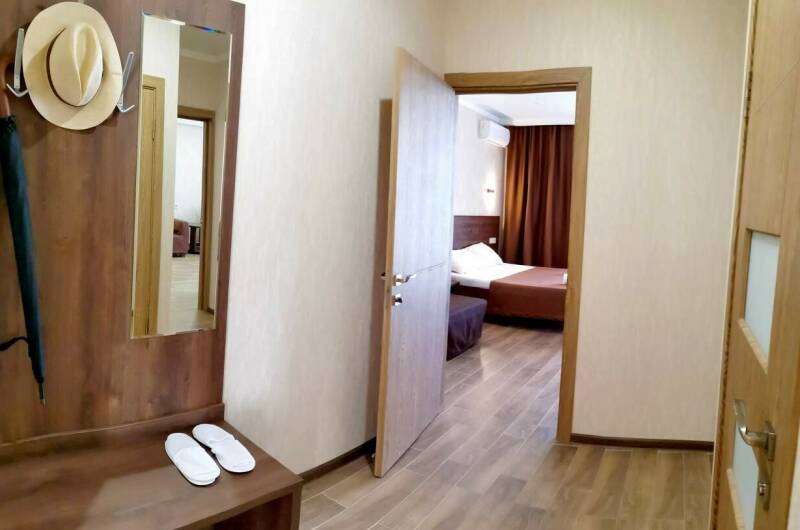 Двухкомнатный «Люкс» с балконом