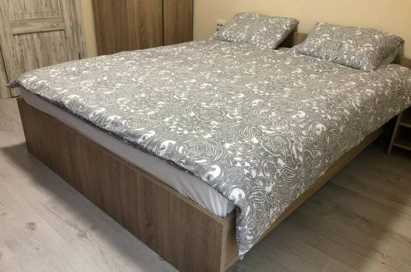 «Полулюкс» трехместный