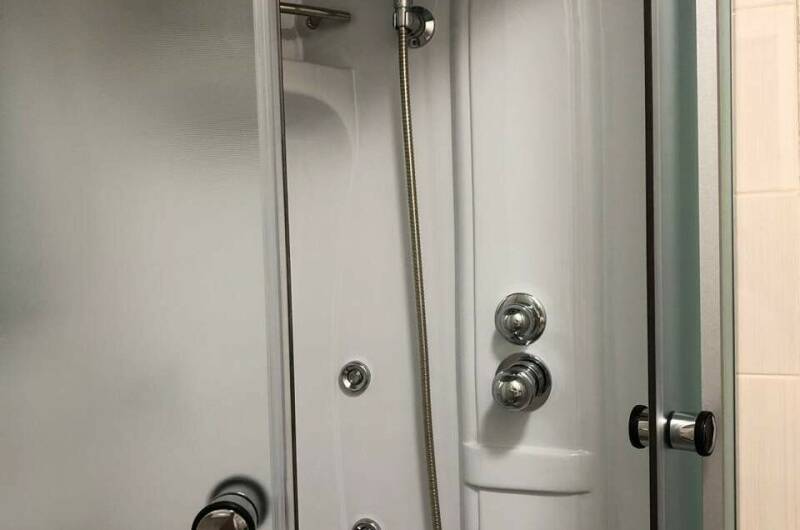 «Полулюкс» трехместный