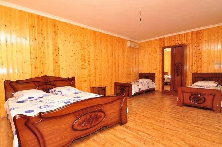 4-х местный 2-х комнатный «Люкс»