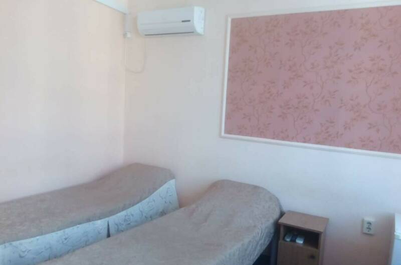 3-х местный с удобствами на две комнаты