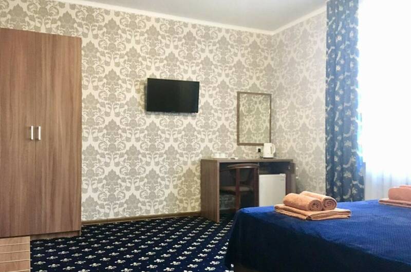 Двухкомнатный номер Люкс «Семейный» с балконом