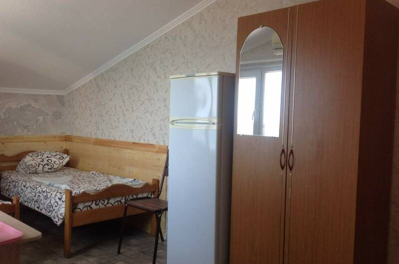 3-х местный «Эконом» с балконом с видом на море