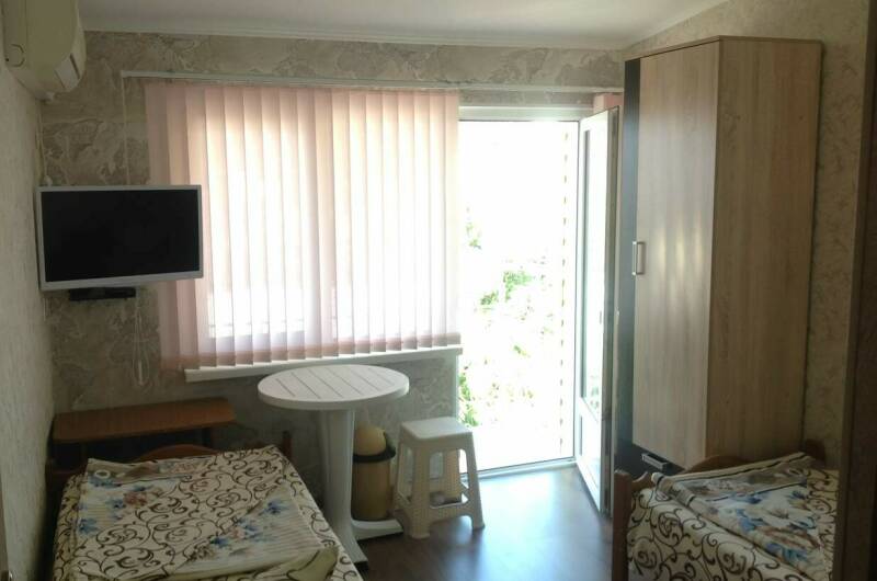 2-х местный «Эконом» с балконом с видом на море