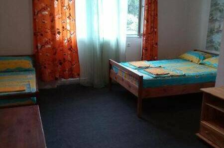 Трехместный номер с балконом