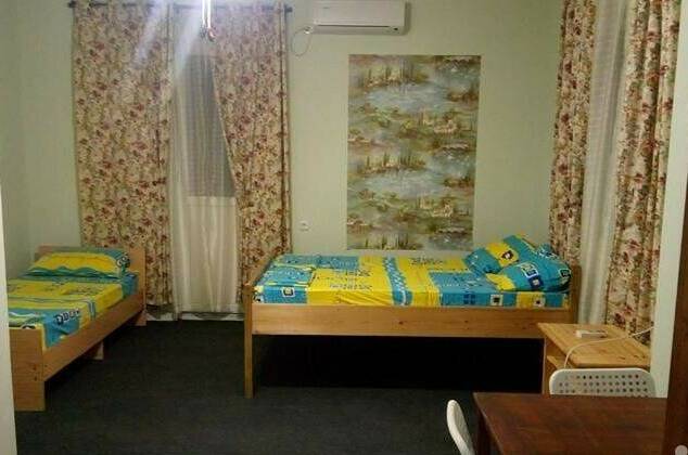 Трехместный номер с балконом