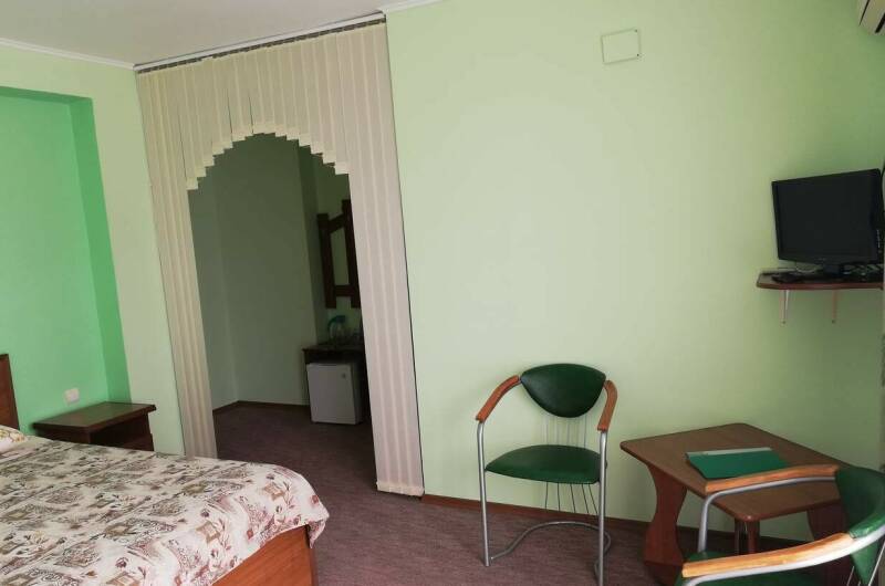 3-х местный с балконом