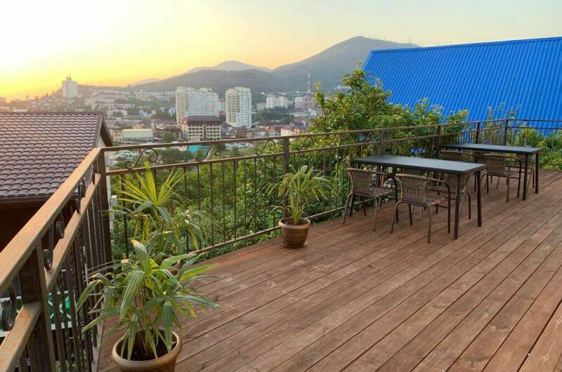 Апартаменты двухкомнатные с кухней &amp;1