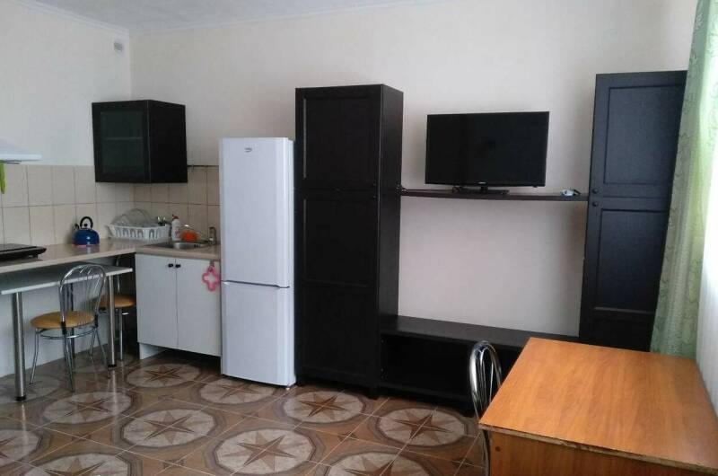 4-х местная комната со встроенной кухней