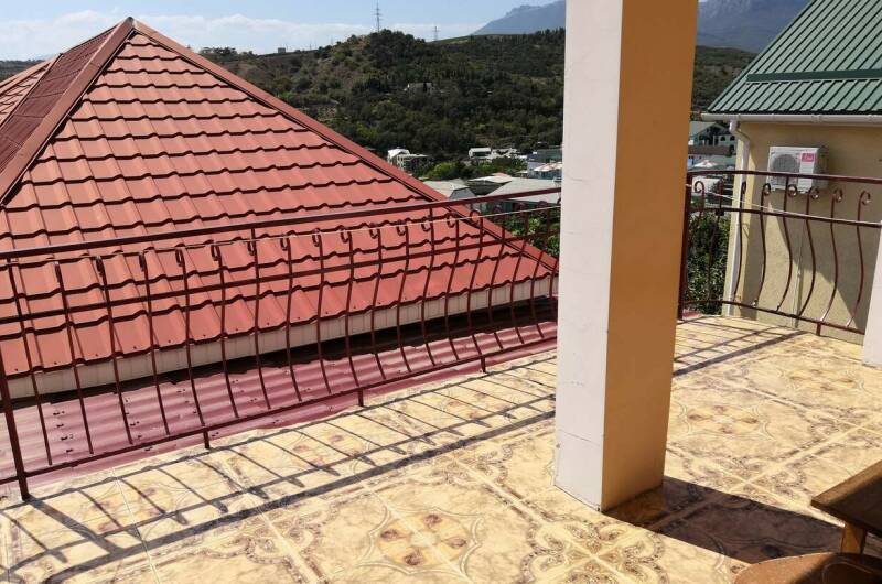 2х местн. номер «эконом» на мансарде с балконом