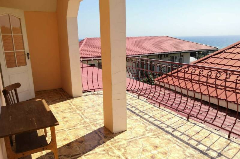 2х местн. номер «эконом» на мансарде с балконом