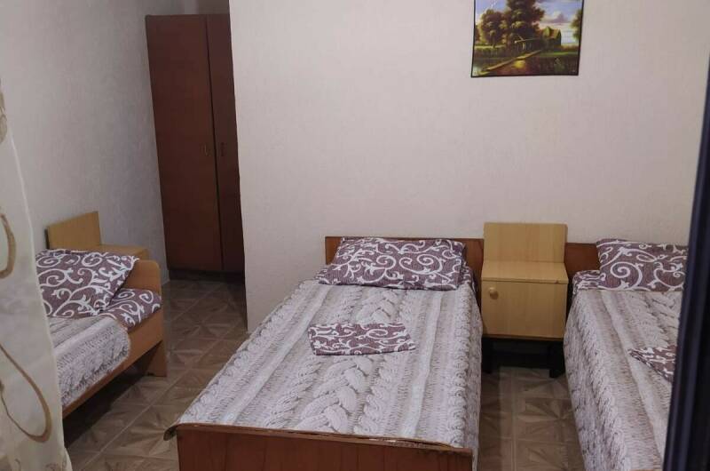 Комната на трех человек с удобствами «Эконом»