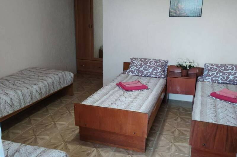 Комната на четырех человек с удобствами «Эконом»