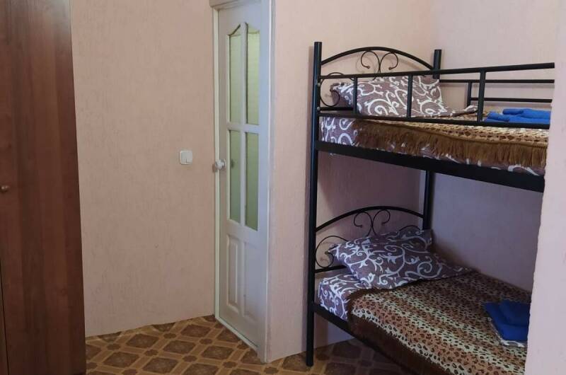 Комнаты на четырех человек с удобствами «Семейный»