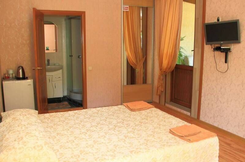 Улучшенный номер с собственной террасой № 4