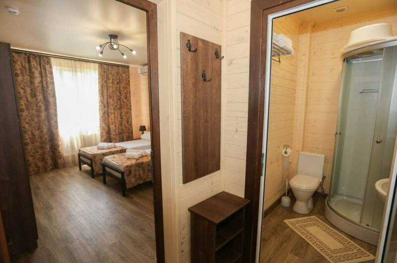 Семиместный 2-х комнатный номер «Семейный» (№ 2,6)