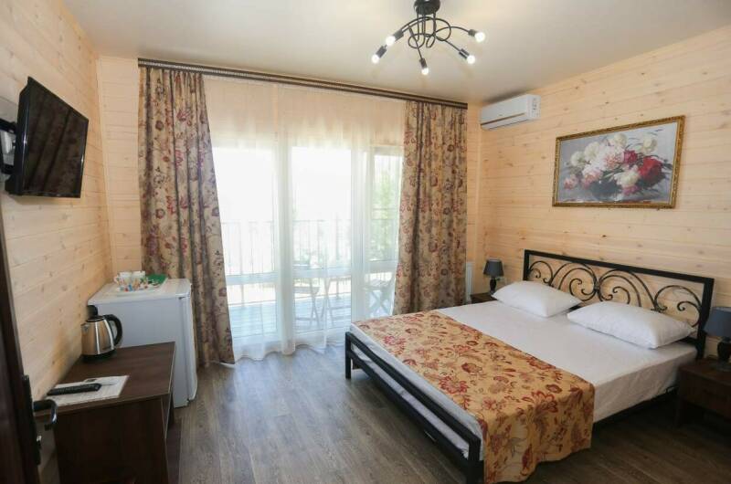 Четырёхместный номер с большой террасой (9)