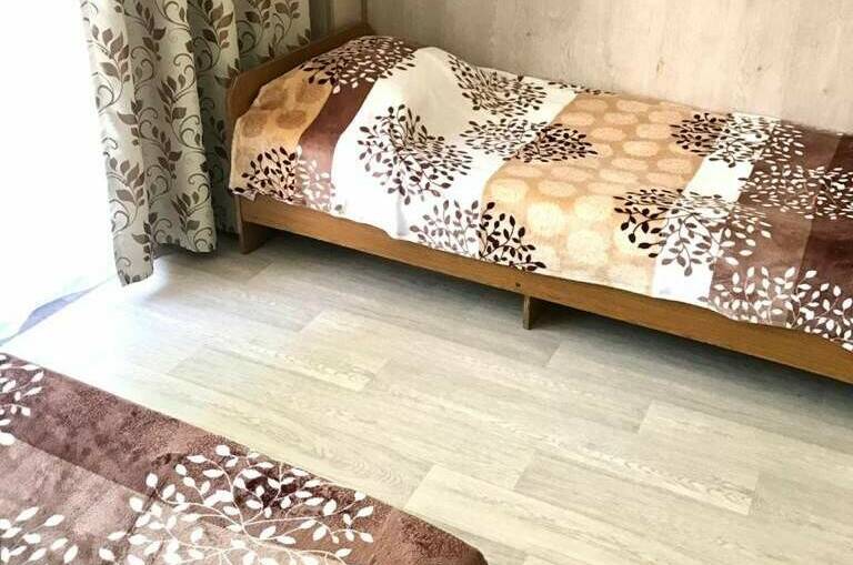 3-х местный «Стандарт» с балконом, с видом во двор