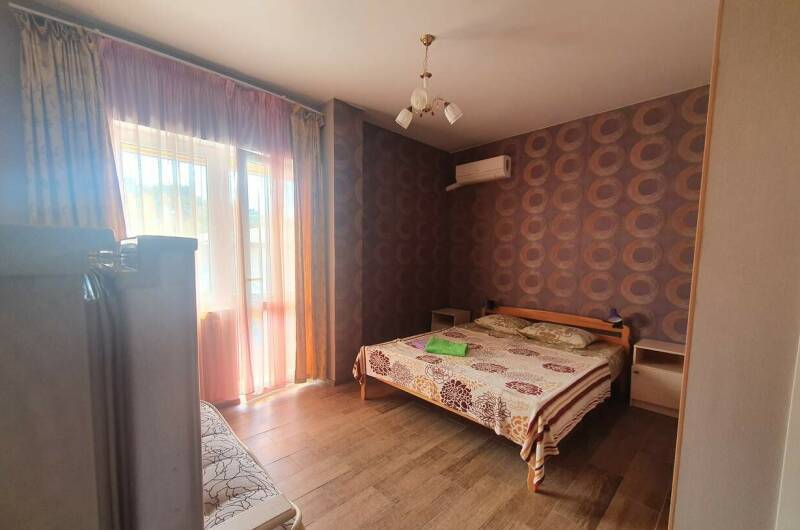 Стандартный номер с балконом (2х мест.)