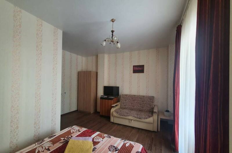 Стандартный номер с балконом (4х мест.)