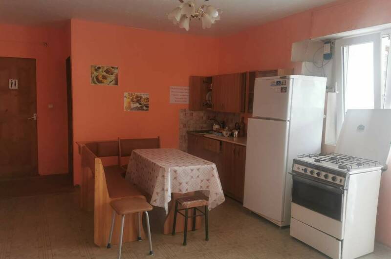 Эконом 3-х местный номер «Коралловый»