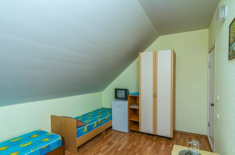 3-х местный «Мансарда»