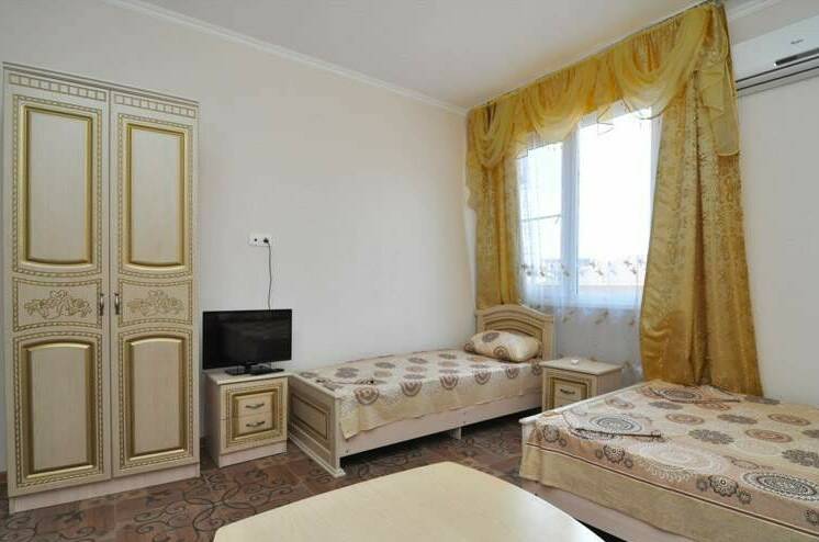 5-ти местный «Стандарт» с общим балконом