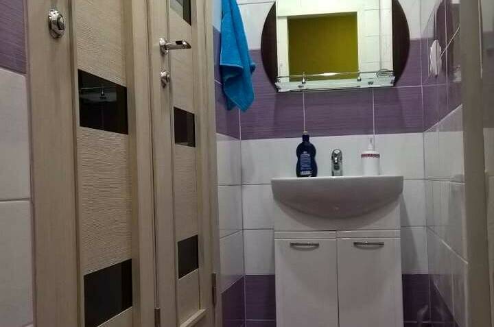 Трёхместная комната под ключ 3 этаж (желтая)