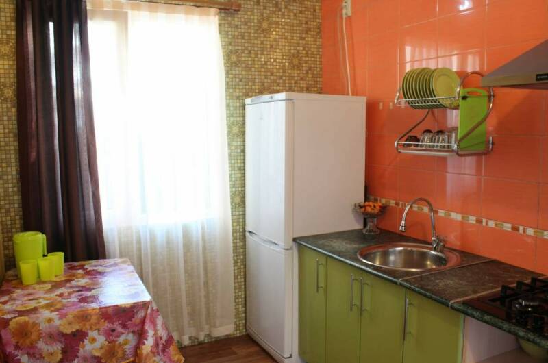 5-местный двухкомнатный с кухней и балконом