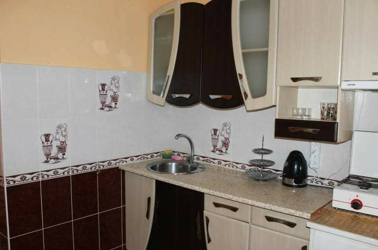 Семейный 2-х комнатный номер с кухней и беседкой