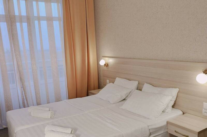 Двухкомнатный 5-ти местный Люкс с балконом