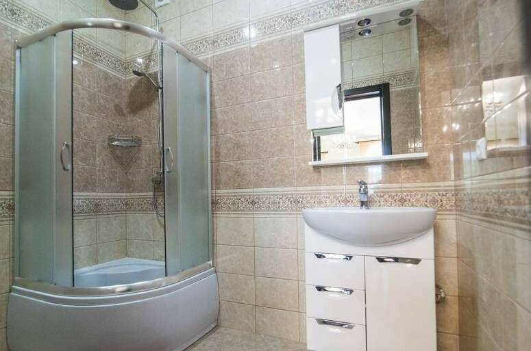 Трехместный номер эконом-класса