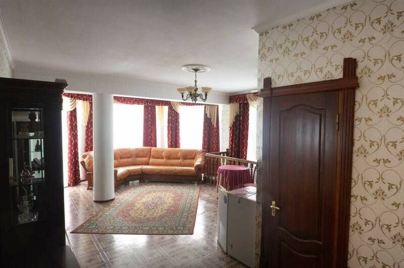 «Ротонда» — 2-х комнатный номер, для 2−4-х человек