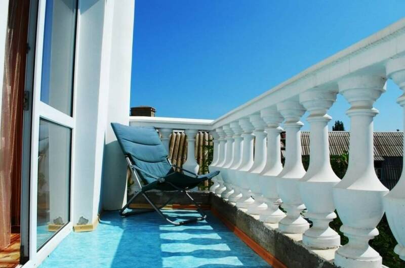 «Розовый» 3−4-х местный номер