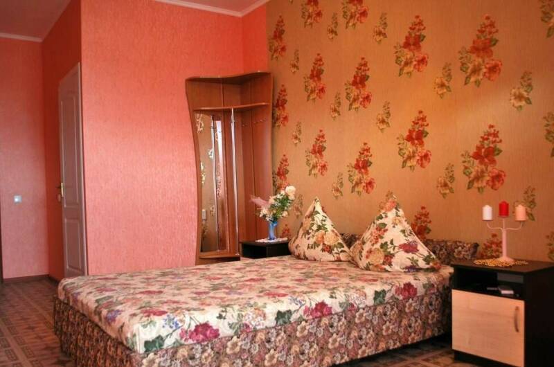 «Фламинго» 2−3х местный номер