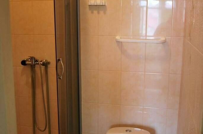 «Фисташковый» 2−3-х местный номер