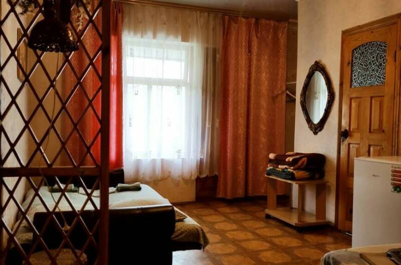 «Стандарт» 3-х местный номер с кондиционером