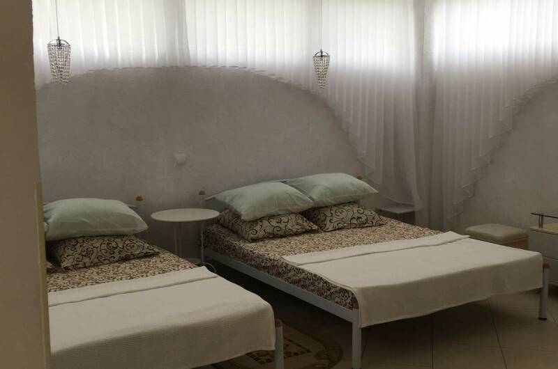 4-х местный «Полулюкс белый» 2+2