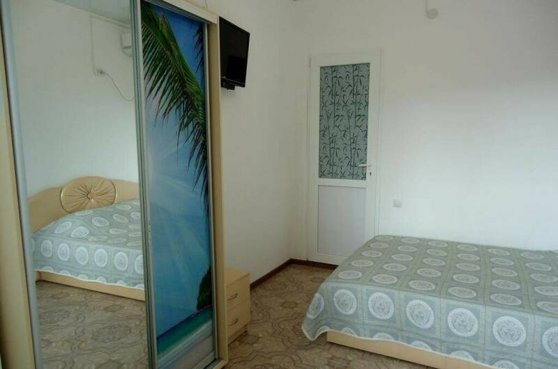 Однокомнатный 2-х местный номер с видом на поселок