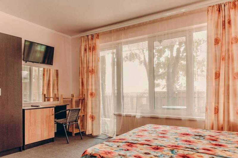 «Полулюкс» 2-х; «Комфорт» 2-х