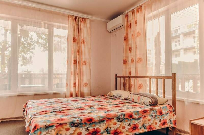 «Полулюкс» 2-х; «Комфорт» 2-х