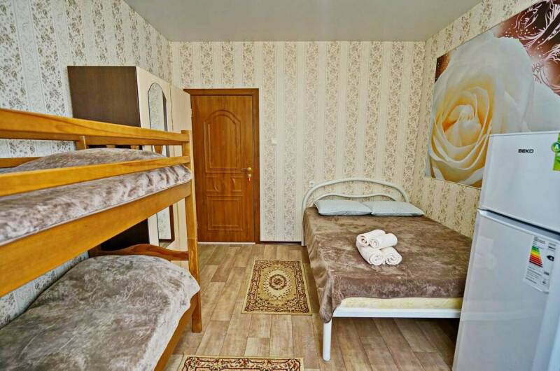 Четырехместный номер «Стандарт »